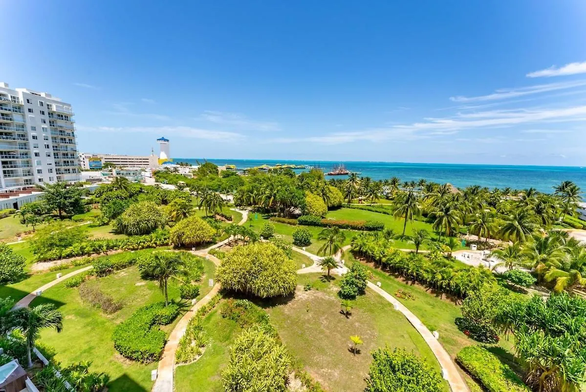 Beach Front Apartment With Beach Access Amara Cancun