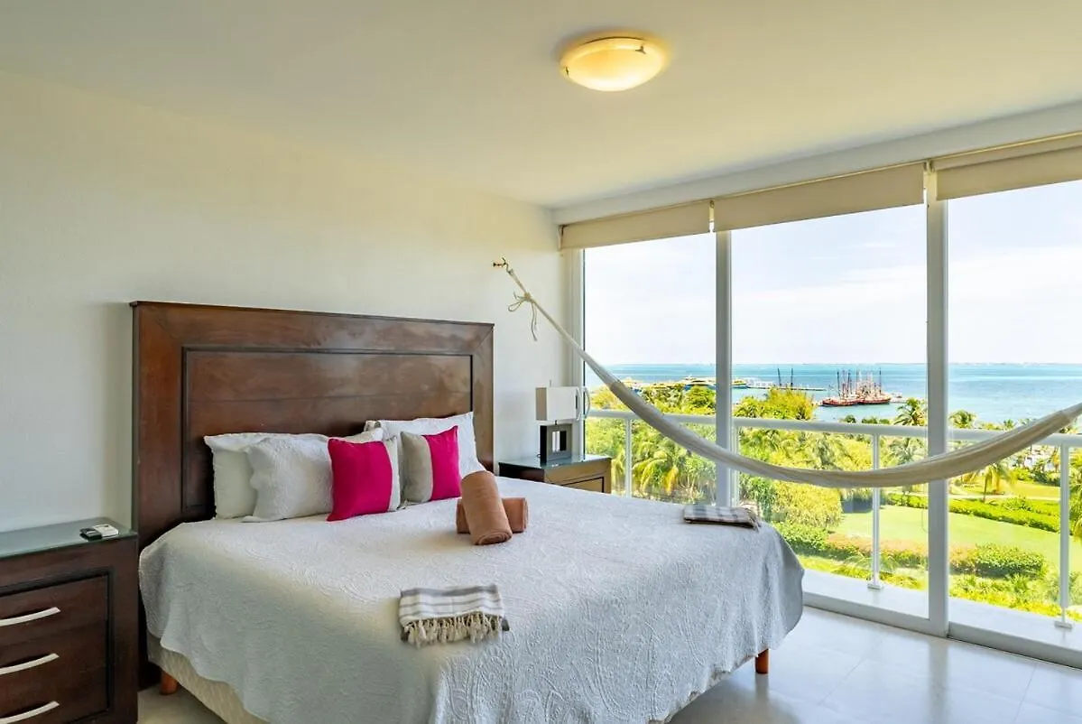 Beach Front Apartment With Beach Access Amara Cancun 0*,  Mexico